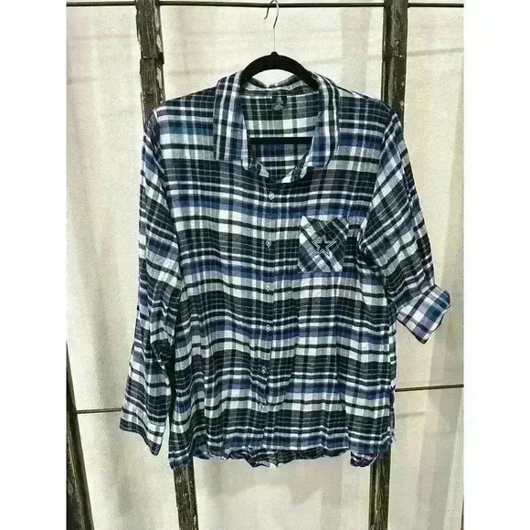 Dallas Cowboy Team Apparel, Ladies Long Sleeve Flannel Button Up - Picture 1 of 6